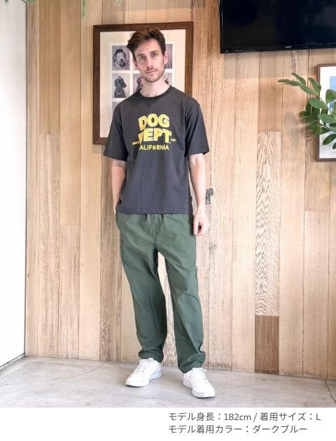 ダメージロゴフロッキー Tシャツ  ブランドのドッグデプト/DOG DEPT