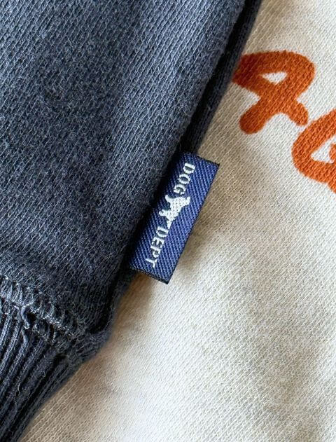 HELLO.MAX総柄ロゴクルー   ブランドのドッグデプト/DOG DEPT