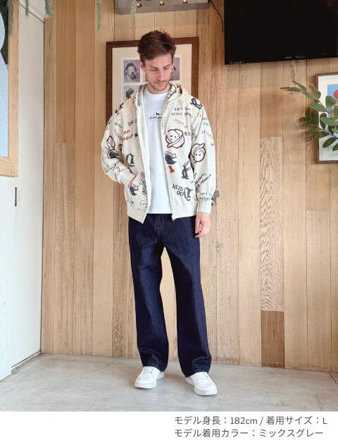 HELLO.MAX総柄ロゴジップパーカー ブランドのドッグデプト/DOG DEPT