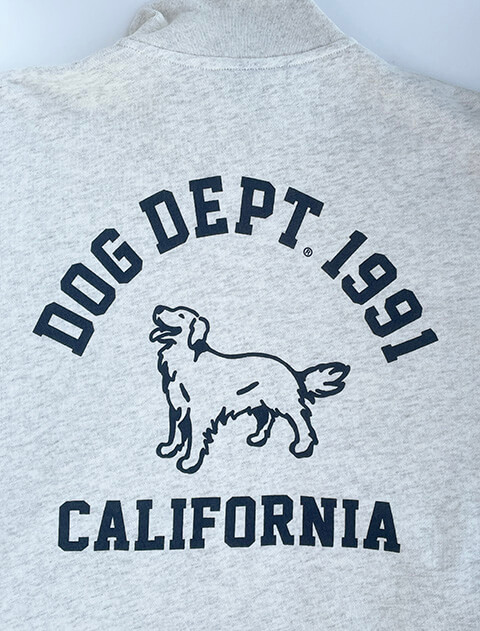 カレッジモチーフスタンドフルジップ   ブランドのドッグデプト/DOG DEPT