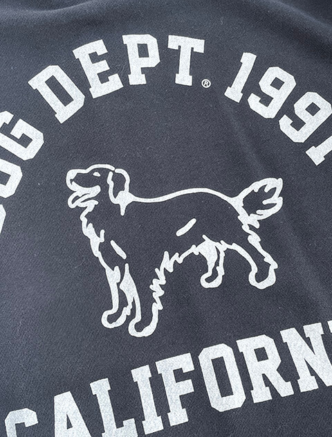 カレッジモチーフスタンドフルジップ   ブランドのドッグデプト/DOG DEPT