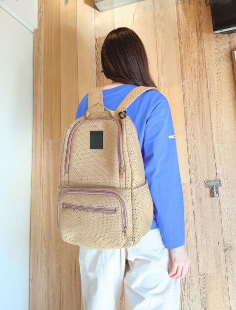 ブランドのドッグデプト/DOG DEPT ネオプレンリュックパック