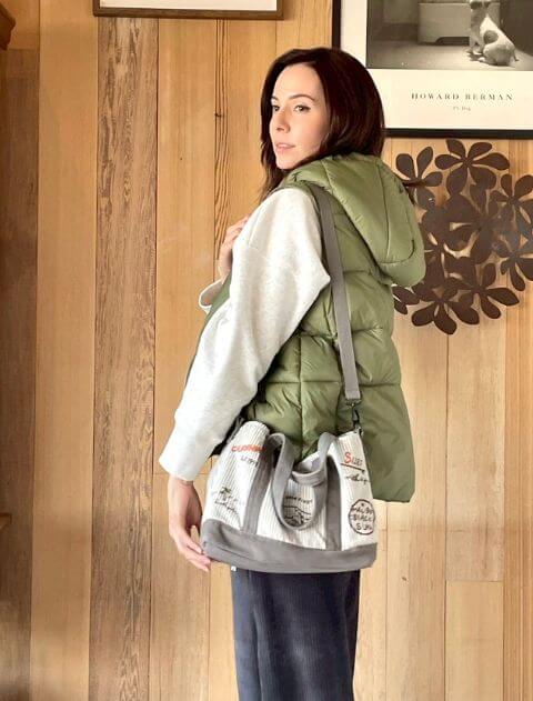 ブランドのドッグデプト/DOG DEPT デニムグラフィティ刺繍バッグ