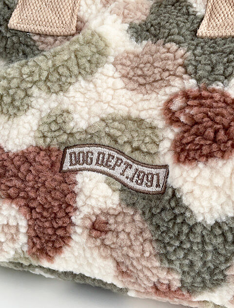 ブランドのドッグデプト/DOG DEPT DOG CAMO ボア　ミニトート