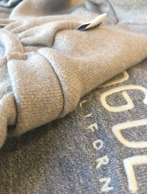 ラメ裏毛パーカーワンピ 犬服ブランドのドッグデプト/DOG DEPT
