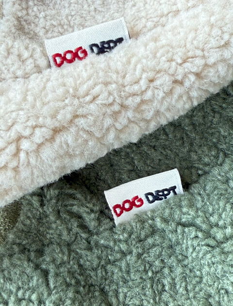 エコムートンボア背中ボタンベスト  犬服ブランドのドッグデプト/DOG DEPT
