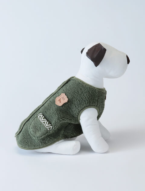 エコムートンボア背中ボタンベスト  犬服ブランドのドッグデプト/DOG DEPT