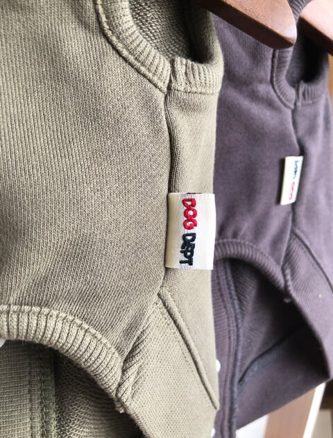 背中ボタンスウェットベスト 犬服ブランドのドッグデプト/DOG DEPT