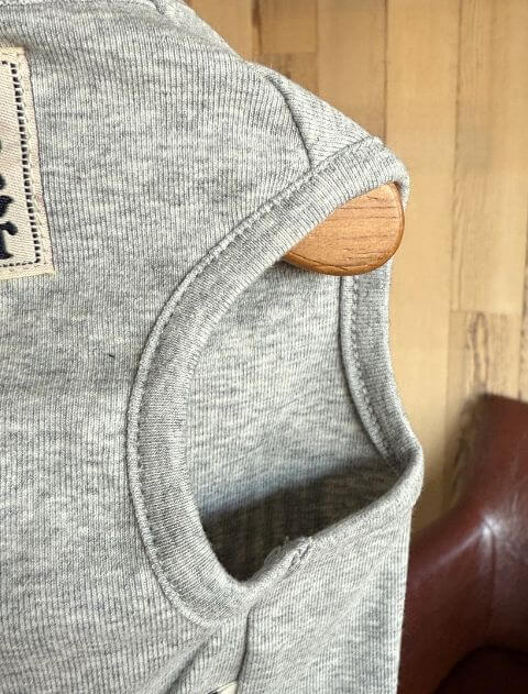 ミニピンノースリーブ犬服ブランドのドッグデプト/DOG DEPT