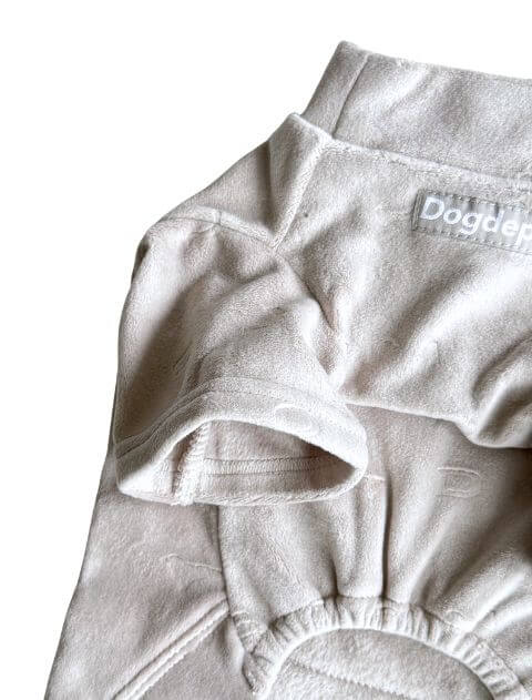 ストレッチベロア ハイネックプルオーバー犬服ブランドのドッグデプト/DOG DEPT