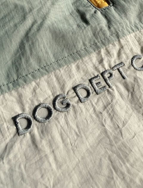 撥水ナイロンワッシャーレインコート  犬服ブランドのドッグデプト/DOG DEPT