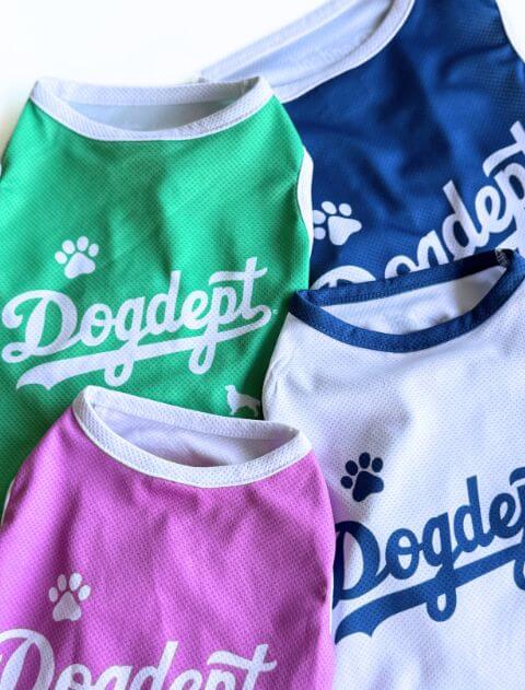 濡らして着る　スポーツロゴノースリーブ犬服ブランドのドッグデプト/DOG DEPT