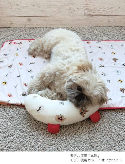 DOGS IN SHADES　顎のせ枕  ブランドのドッグデプト/DOG DEPT