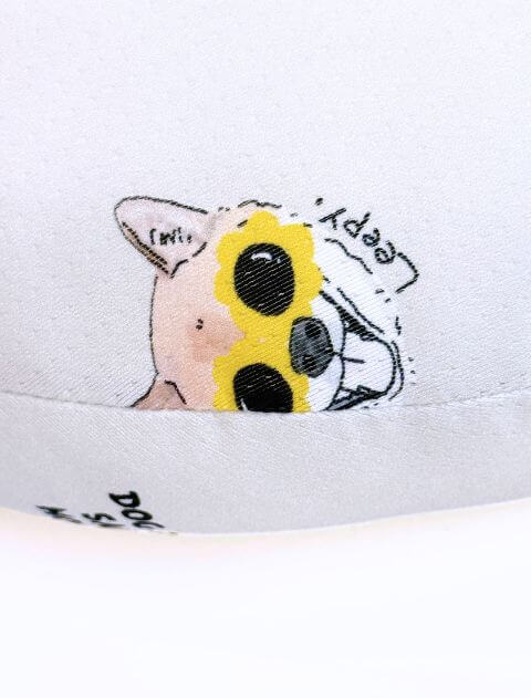 DOGS IN SHADES　顎のせ枕  ブランドのドッグデプト/DOG DEPT
