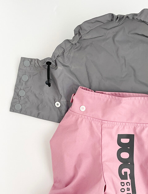 【耐水圧10000mm】ストレッチ撥水足つきレインコート 犬服ブランドのドッグデプト/DOG DEPT