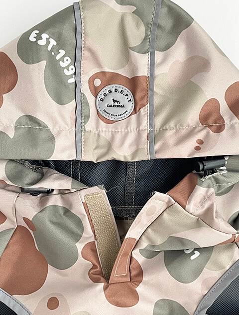 【耐水圧10000mm】ストレッチ撥水レインコート 犬服ブランドのドッグデプト/DOG DEPT