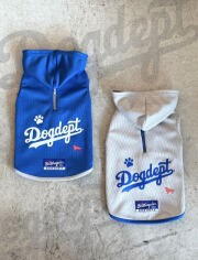 【DOG WEAR】スポーツロゴ　パーカー
