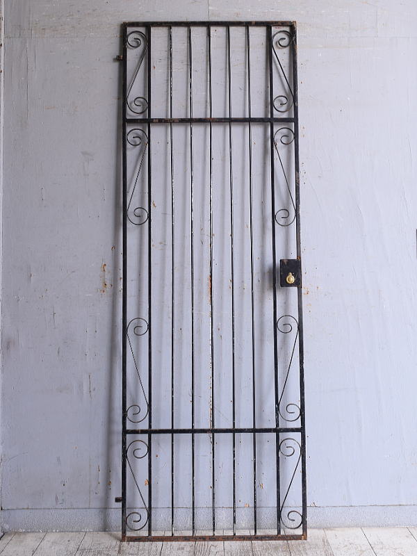 イギリスアンティーク アイアンフェンス ゲート柵 ガーデニング 10842