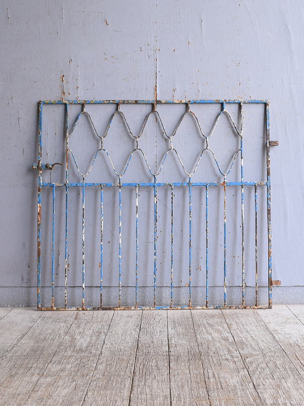 イギリスアンティーク アイアンフェンス ゲート柵 ガーデニング 10846