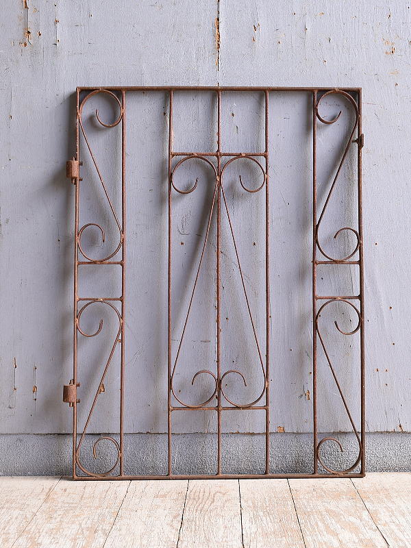 イギリスアンティーク アイアンフェンス ゲート柵 ガーデニング 10963