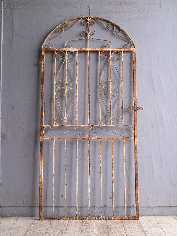 イギリスアンティーク アイアンフェンス ゲート柵 ガーデニング 10974