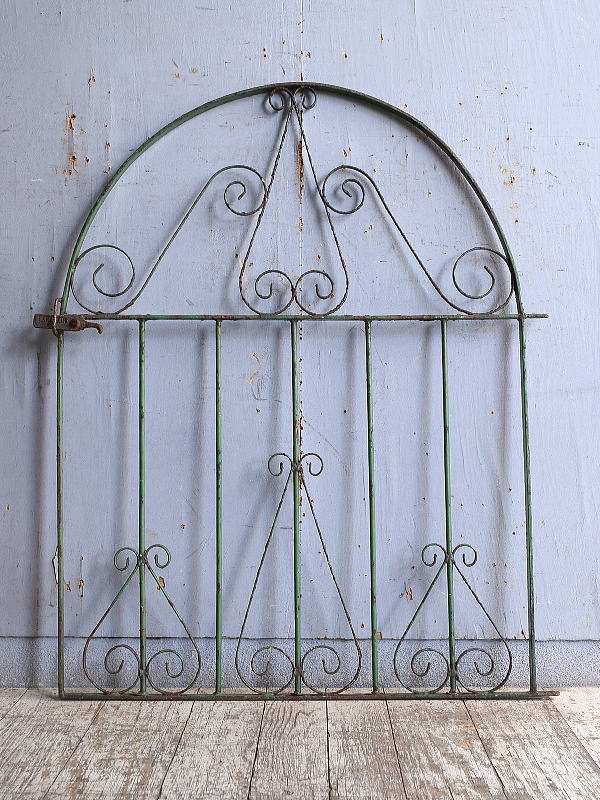 イギリスアンティーク アイアンフェンス ゲート柵 ガーデニング 11082