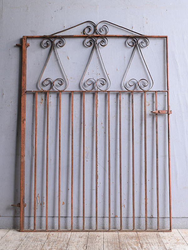 イギリスアンティーク アイアンフェンス ゲート柵 ガーデニング 11084