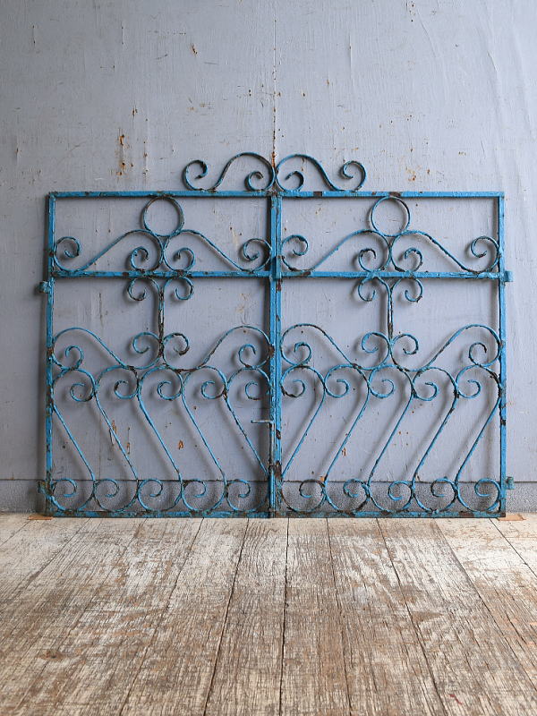 イギリスアンティーク アイアンフェンス ゲート柵 ガーデニング 11106