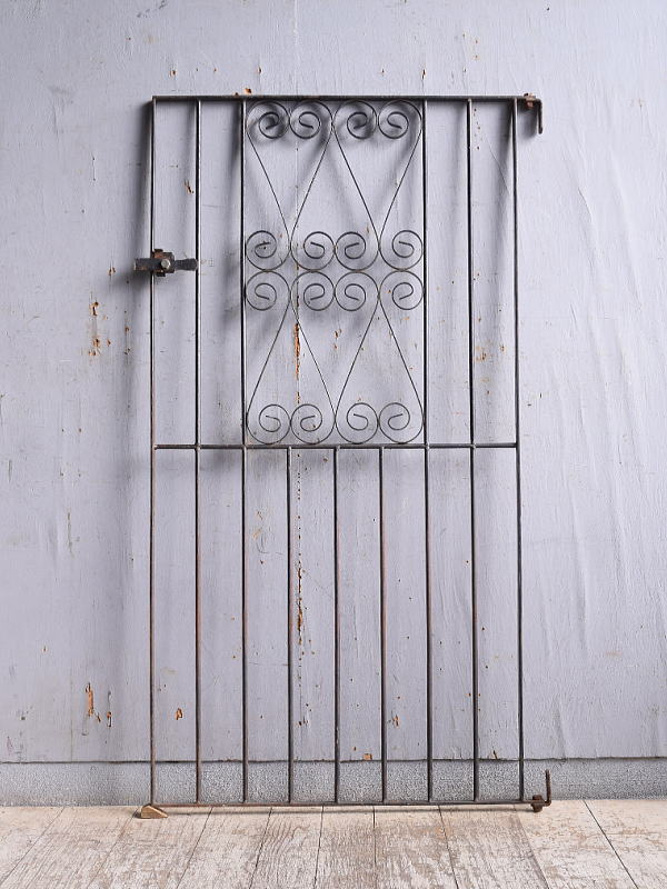 イギリスアンティーク アイアンフェンス ゲート柵 ガーデニング 11267