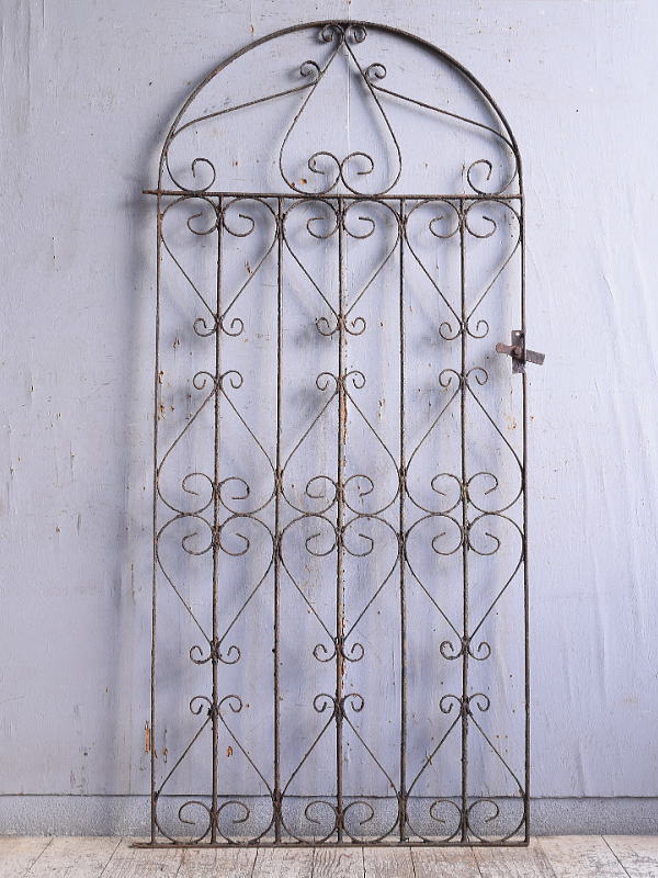 イギリスアンティーク アイアンフェンス ゲート柵 ガーデニング 11345