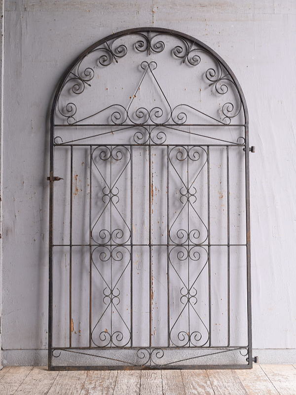 イギリスアンティーク アイアンフェンス ゲート柵 ガーデニング 11491