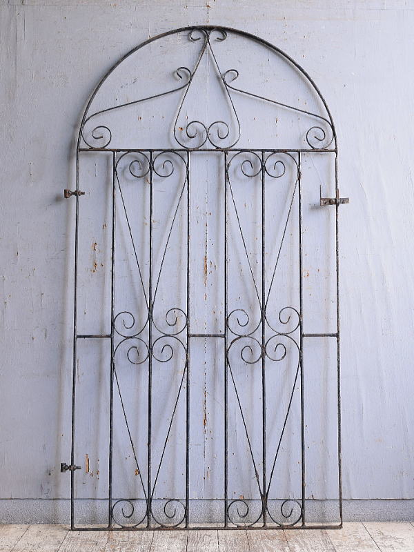 イギリスアンティーク アイアンフェンス ゲート柵 ガーデニング 11493