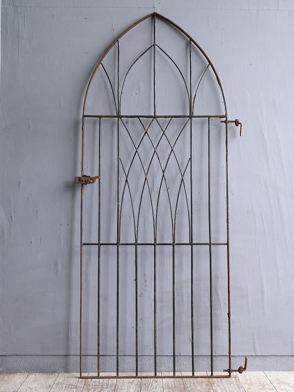 イギリスアンティーク アイアンフェンス ゲート柵 ガーデニング 11673