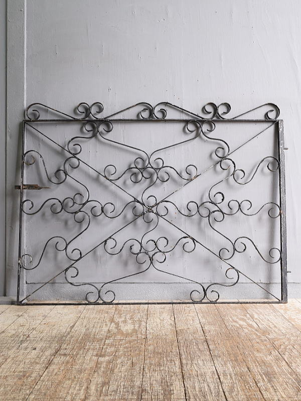 イギリスアンティーク アイアンフェンス ゲート柵 ガーデニング 11714