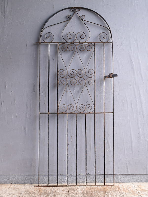 イギリスアンティーク アイアンフェンス ゲート柵 ガーデニング 11899