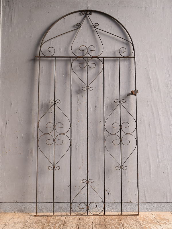 イギリスアンティーク アイアンフェンス ゲート柵 ガーデニング 12004