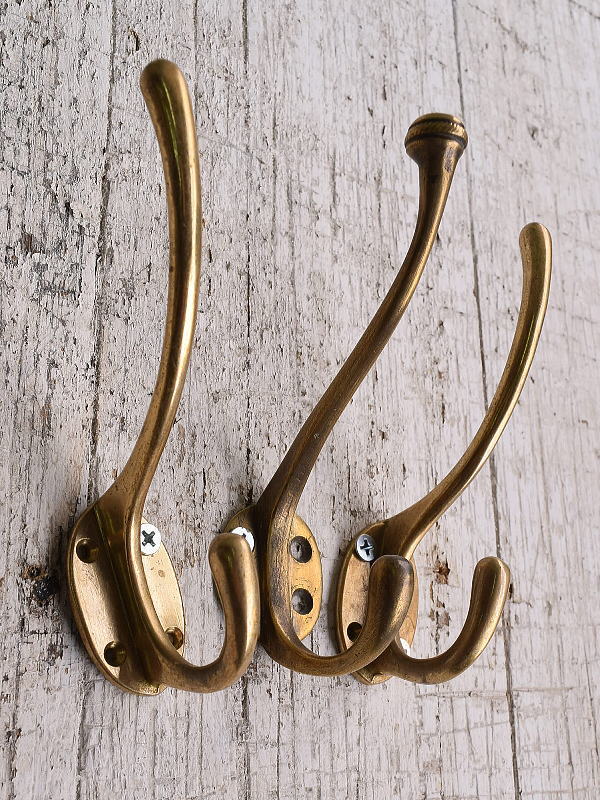イギリス アンティーク　真鍮製コートフック×3　12138