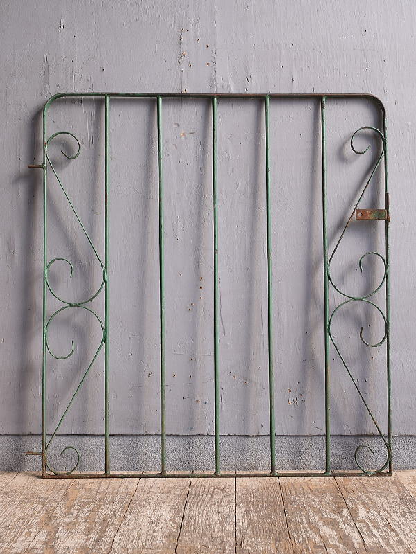 イギリスアンティーク アイアンフェンス ゲート柵 ガーデニング 12225