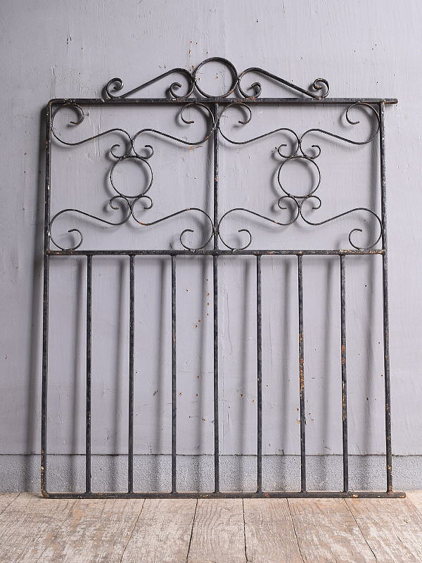 イギリスアンティーク アイアンフェンス ゲート柵 ガーデニング 12236