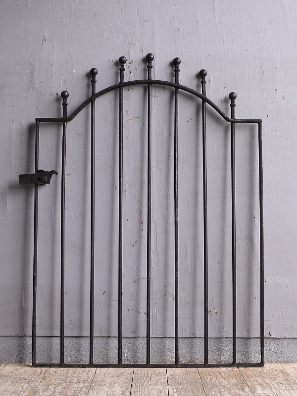 イギリスアンティーク アイアンフェンス ゲート柵 ガーデニング 12239