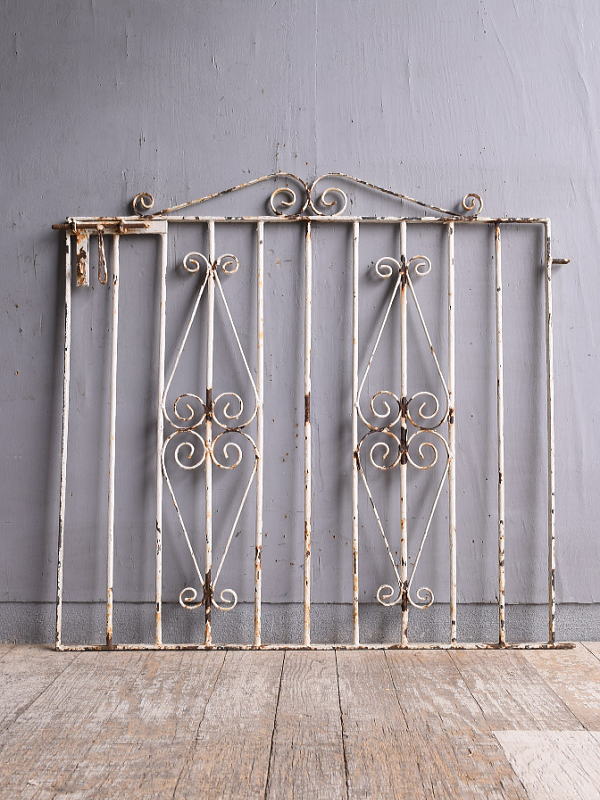 イギリスアンティーク アイアンフェンス ゲート柵 ガーデニング 12240
