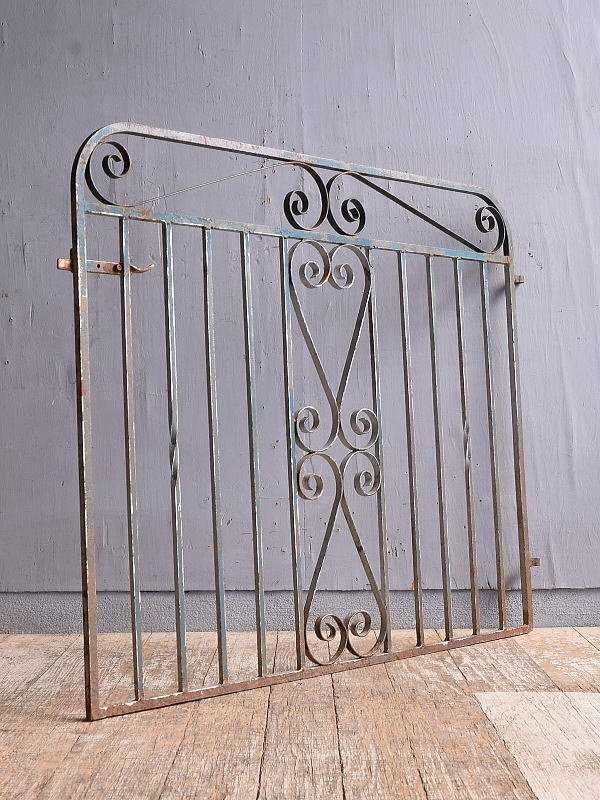 イギリスアンティーク アイアンフェンス ゲート柵 ガーデニング 12353