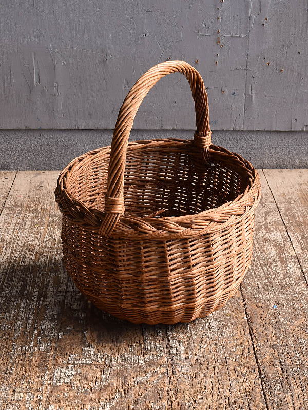 イギリス アンティーク バスケット　籐かご　ガーデニング 12485