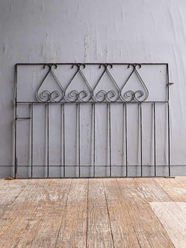 イギリスアンティーク アイアンフェンス ゲート柵 ガーデニング 12517