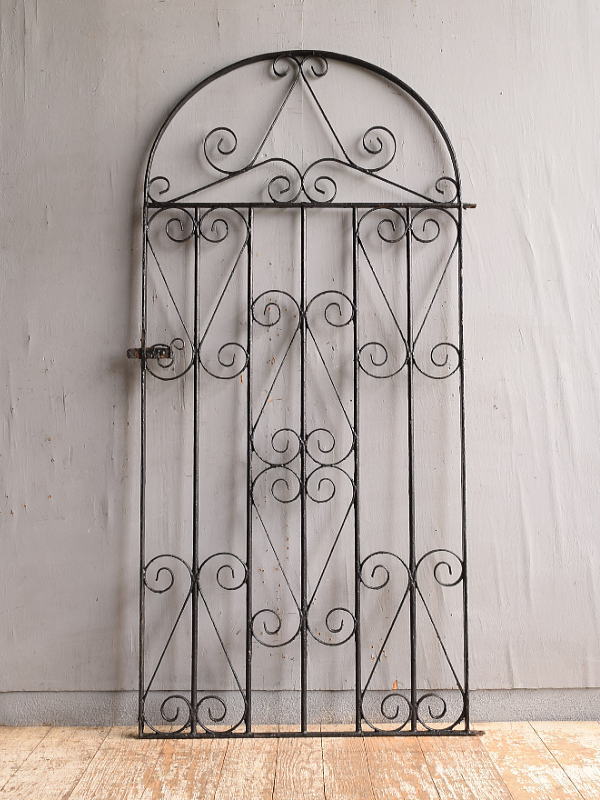 イギリスアンティーク アイアンフェンス ゲート柵 ガーデニング 12542