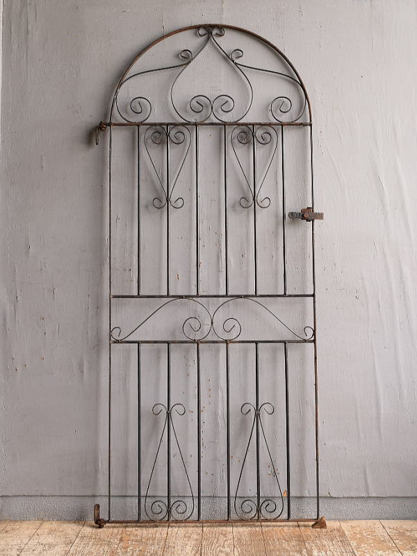 イギリスアンティーク アイアンフェンス ゲート柵 ガーデニング 12580