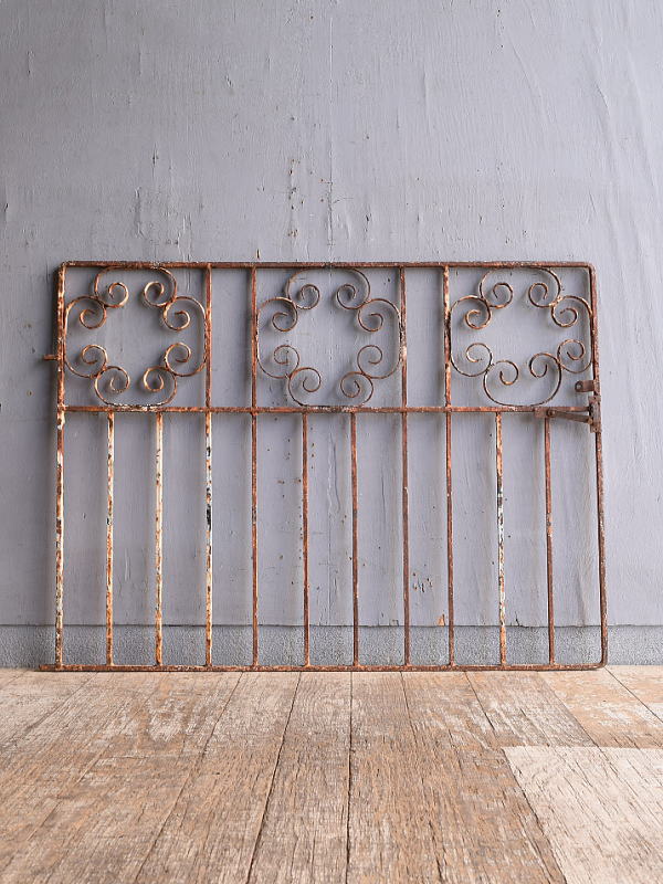 イギリスアンティーク アイアンフェンス ゲート柵 ガーデニング 12614
