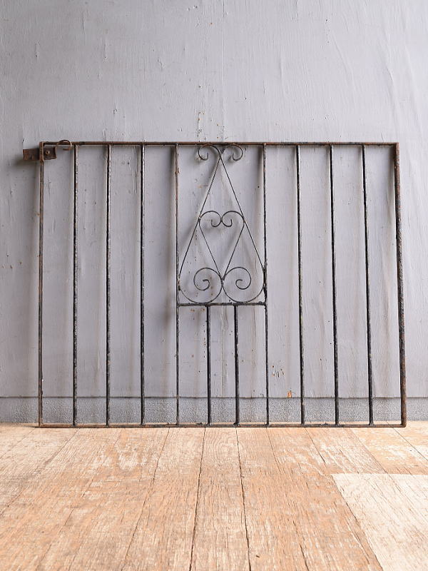 イギリスアンティーク アイアンフェンス ゲート柵 ガーデニング 12622