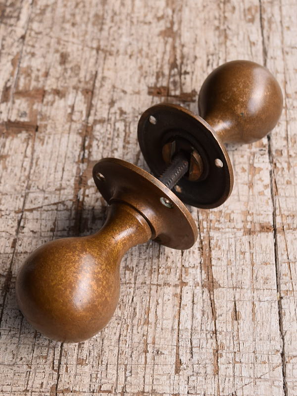イギリス アンティーク 真鍮製ドアノブ 建具金物 握り玉 12629