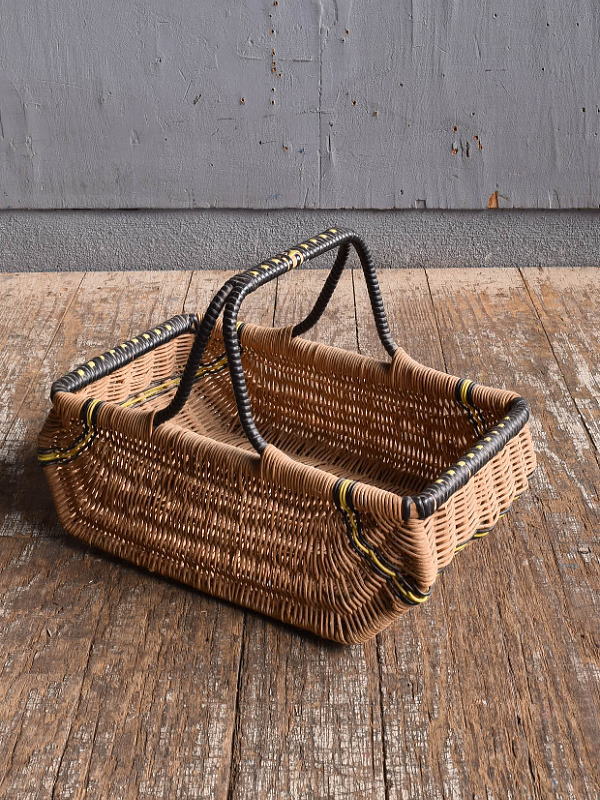 イギリス アンティーク バスケット　籐かご　ガーデニング 12691